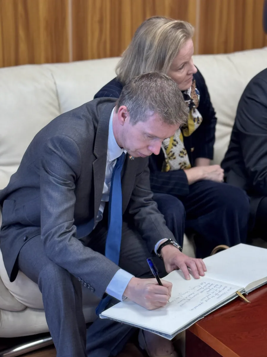 An HCIG partnership signing